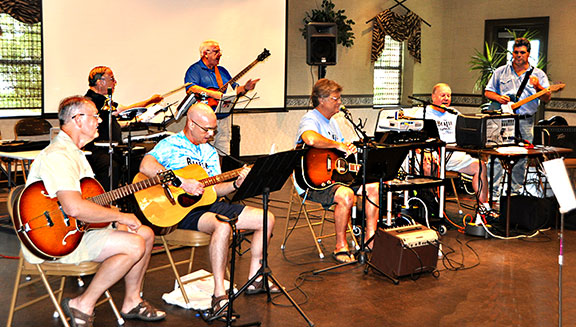Beatlemaniacs Club of The Villages, Florida